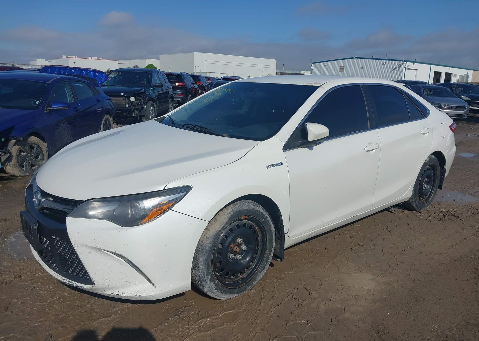 2017 TOYOTA CAMRY HYBRID SE