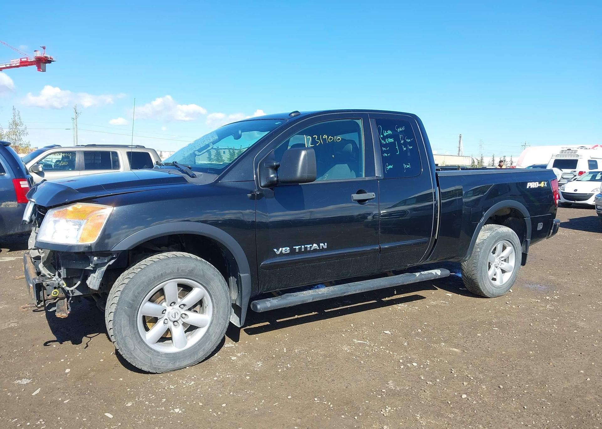 2015 NISSAN TITAN S