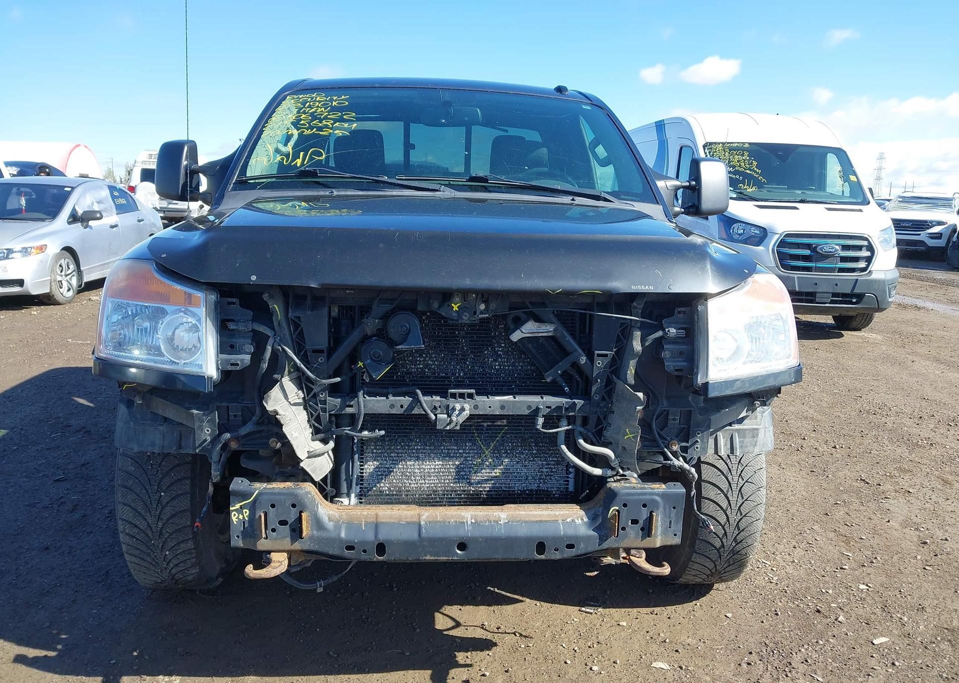 2015 NISSAN TITAN S