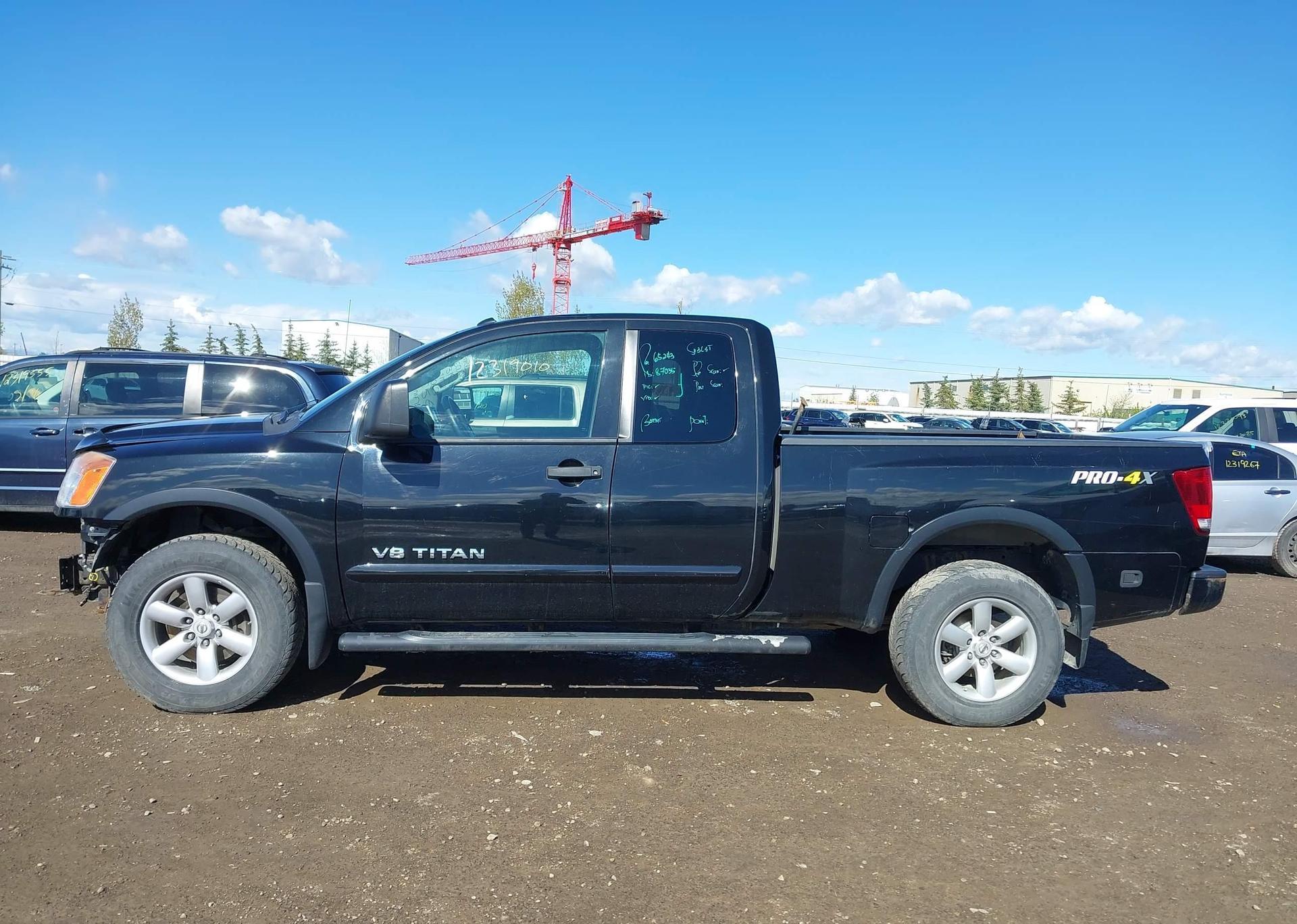 2015 NISSAN TITAN S