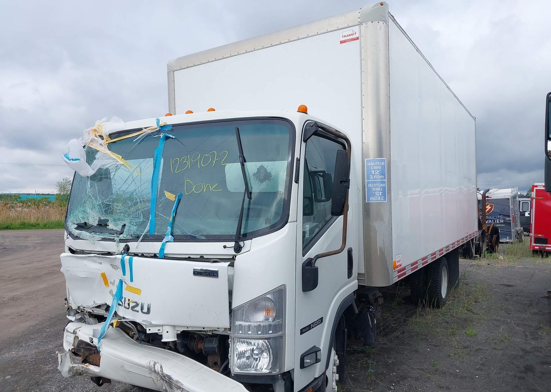2019 ISUZU NRR