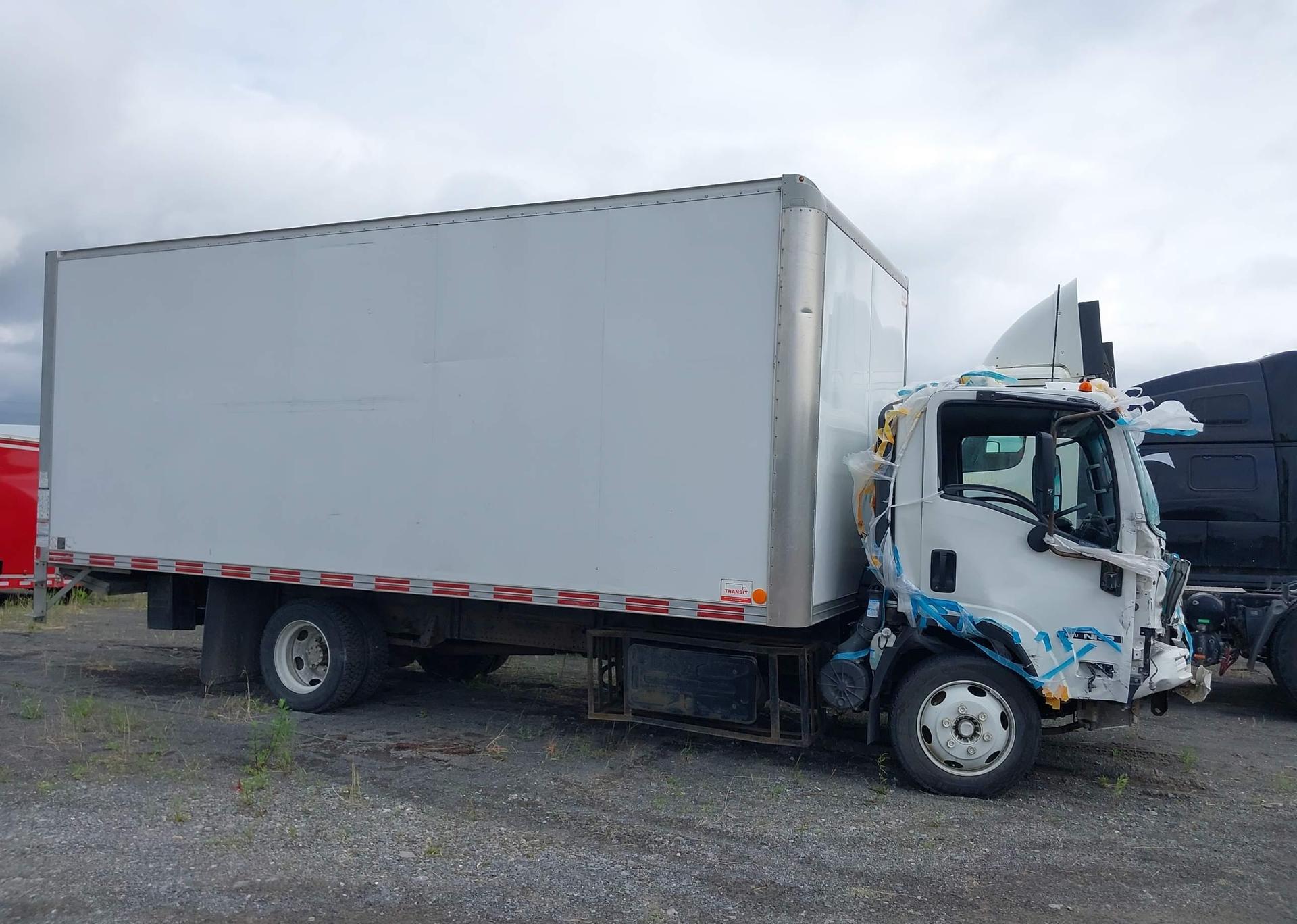 2019 ISUZU NRR
