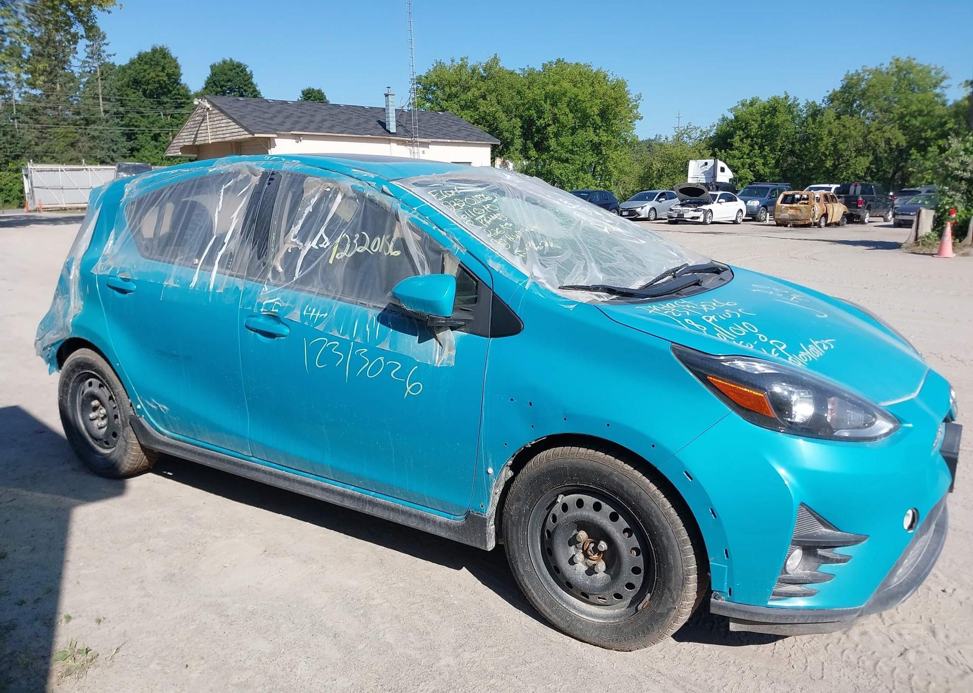 2018 TOYOTA Prius c