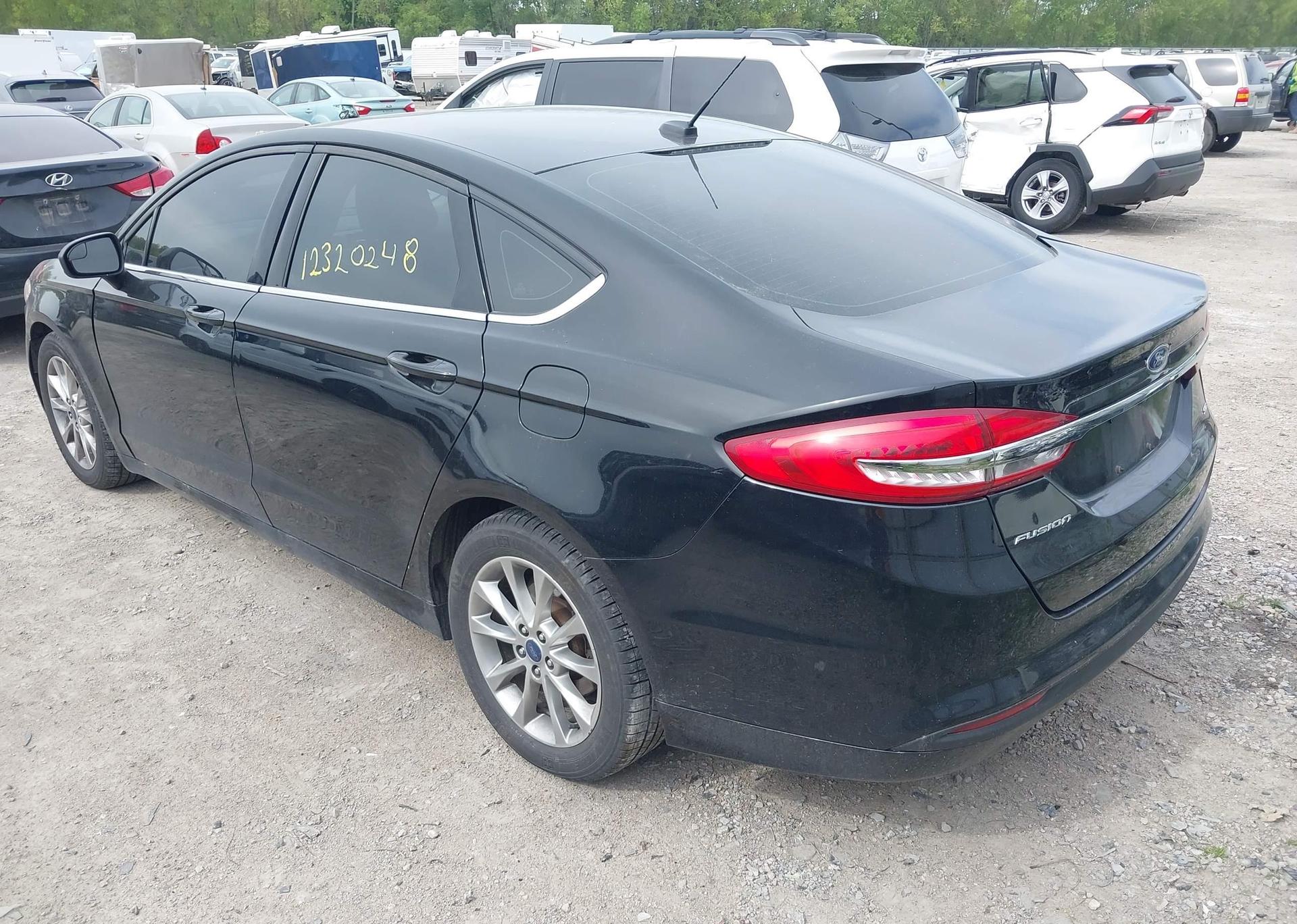 2017 FORD FUSION SE