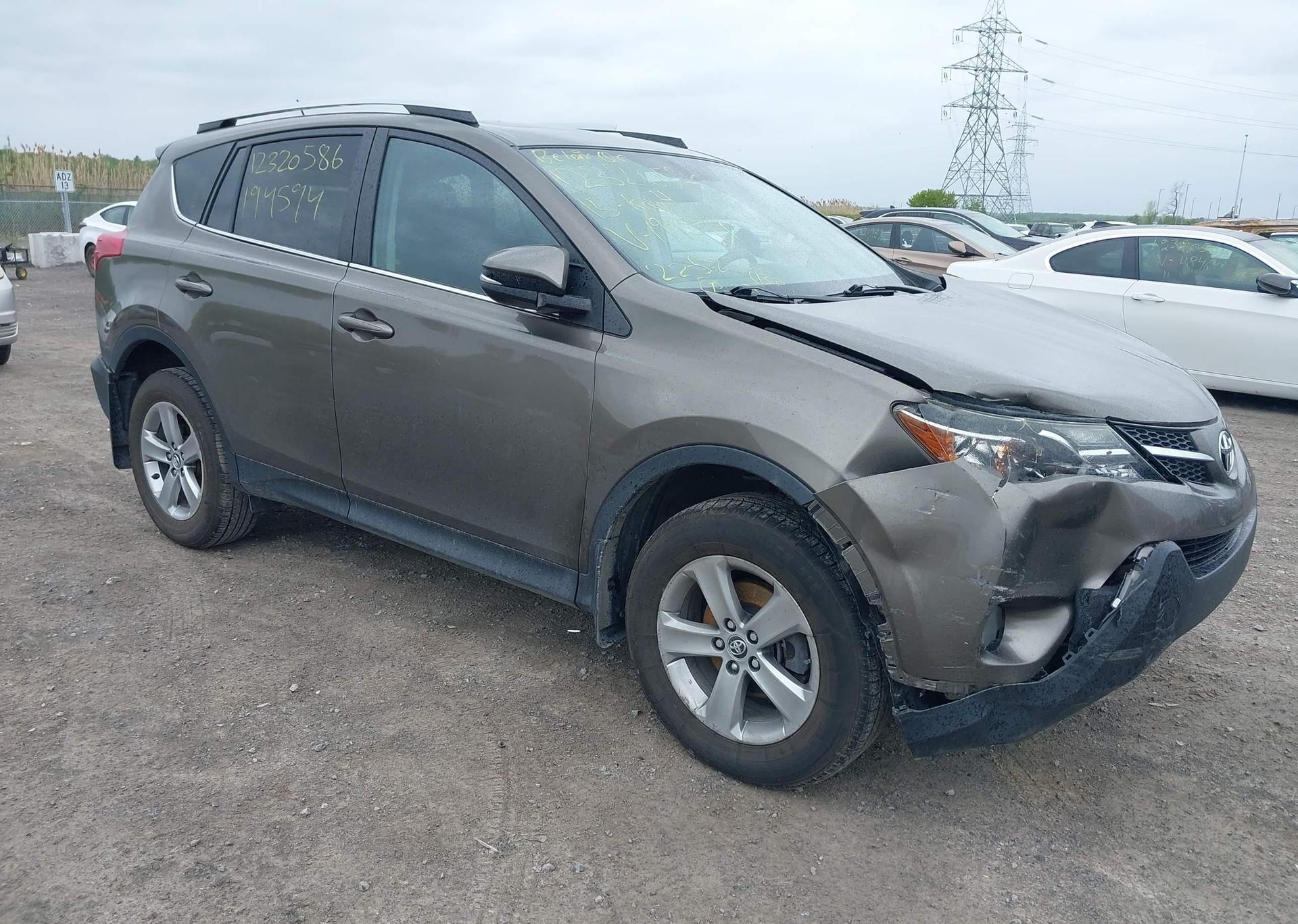 2015 TOYOTA RAV4