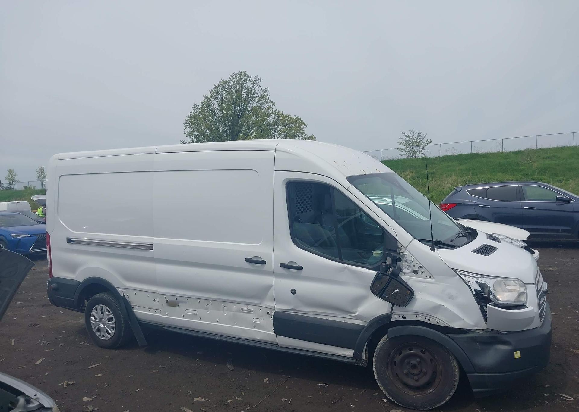 2016 FORD transit t-250