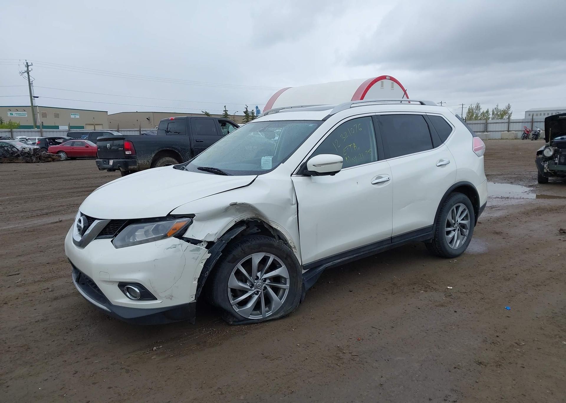 2015 NISSAN ROGUE S