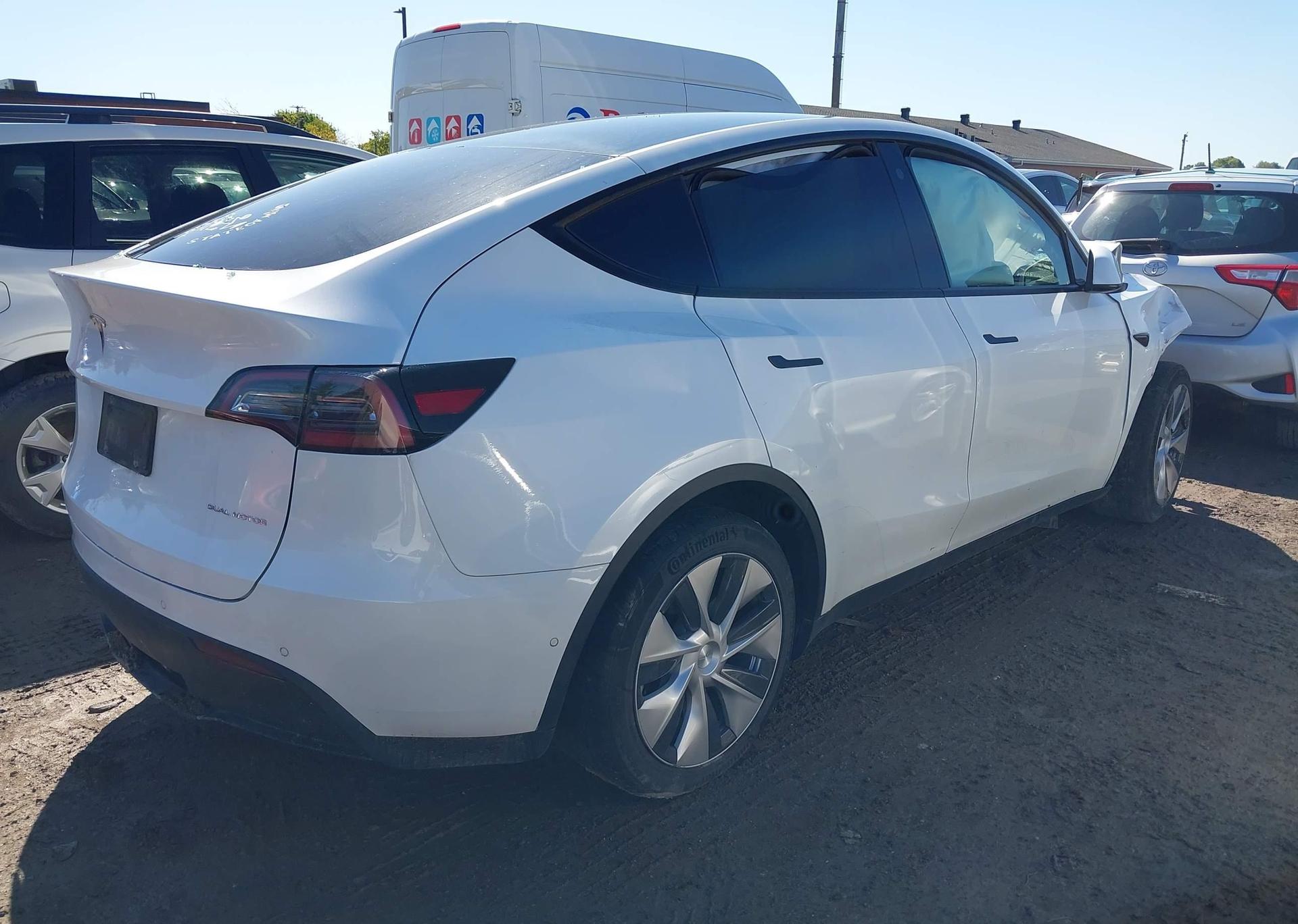 2022 TESLA MODEL Y