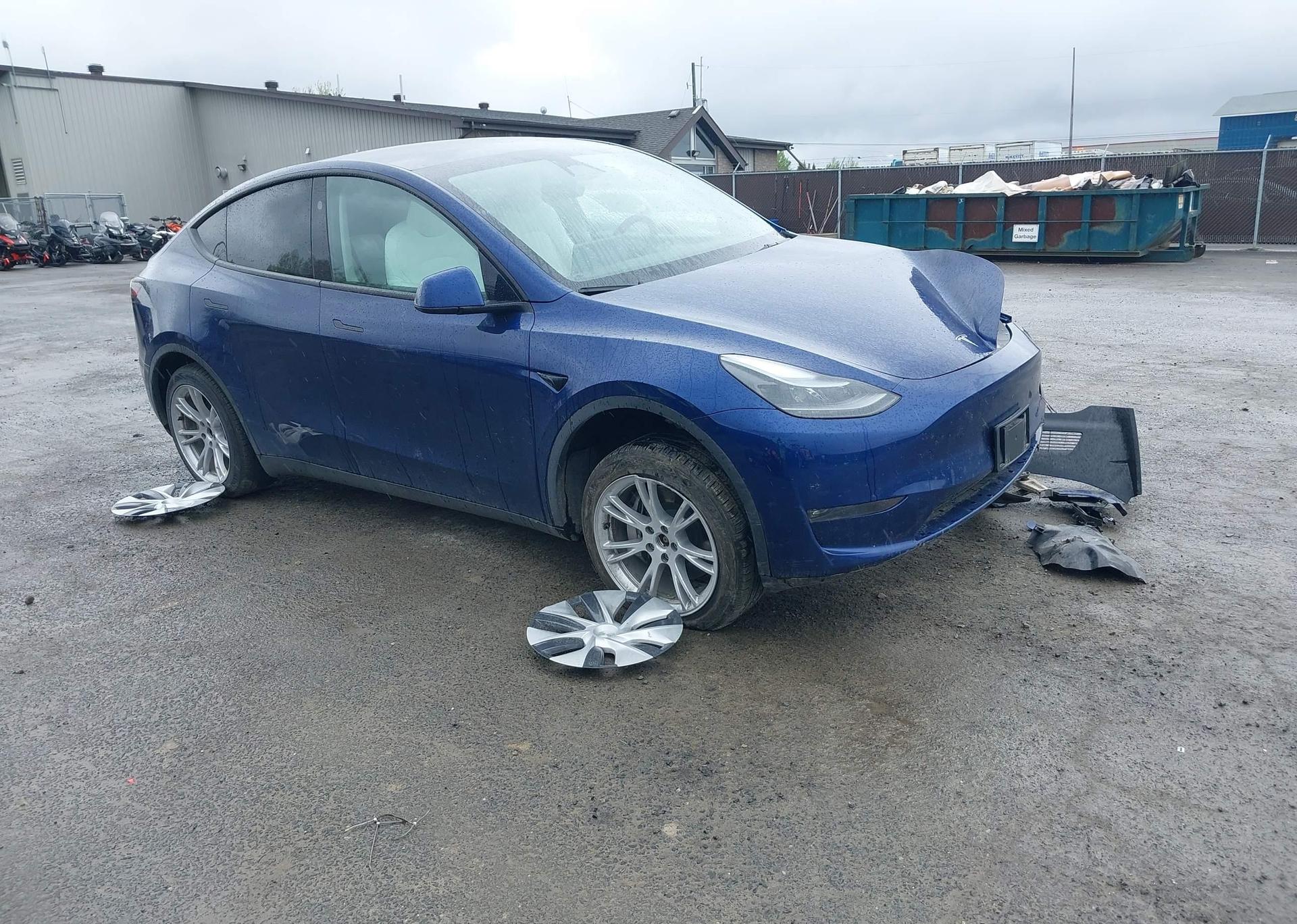 2024 TESLA MODEL Y