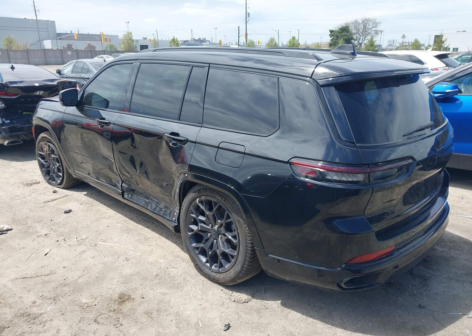 2023 JEEP GRAND CHEROKEE L SUMMIT