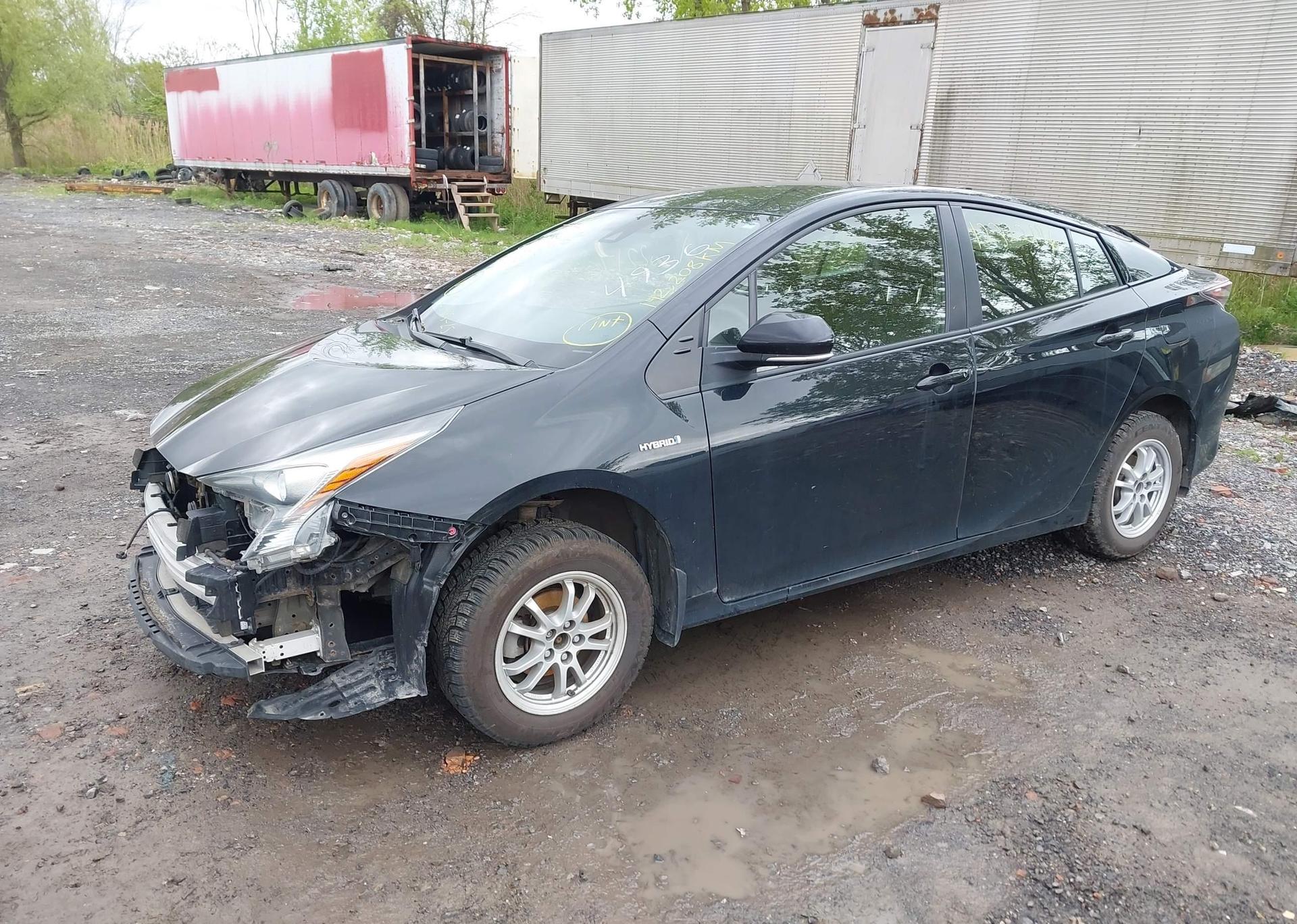 2018 TOYOTA PRIUS