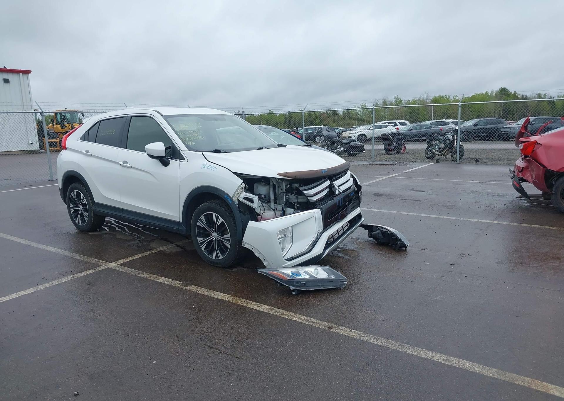2018 MITSUBISHI ECLIPSE CROSS LE