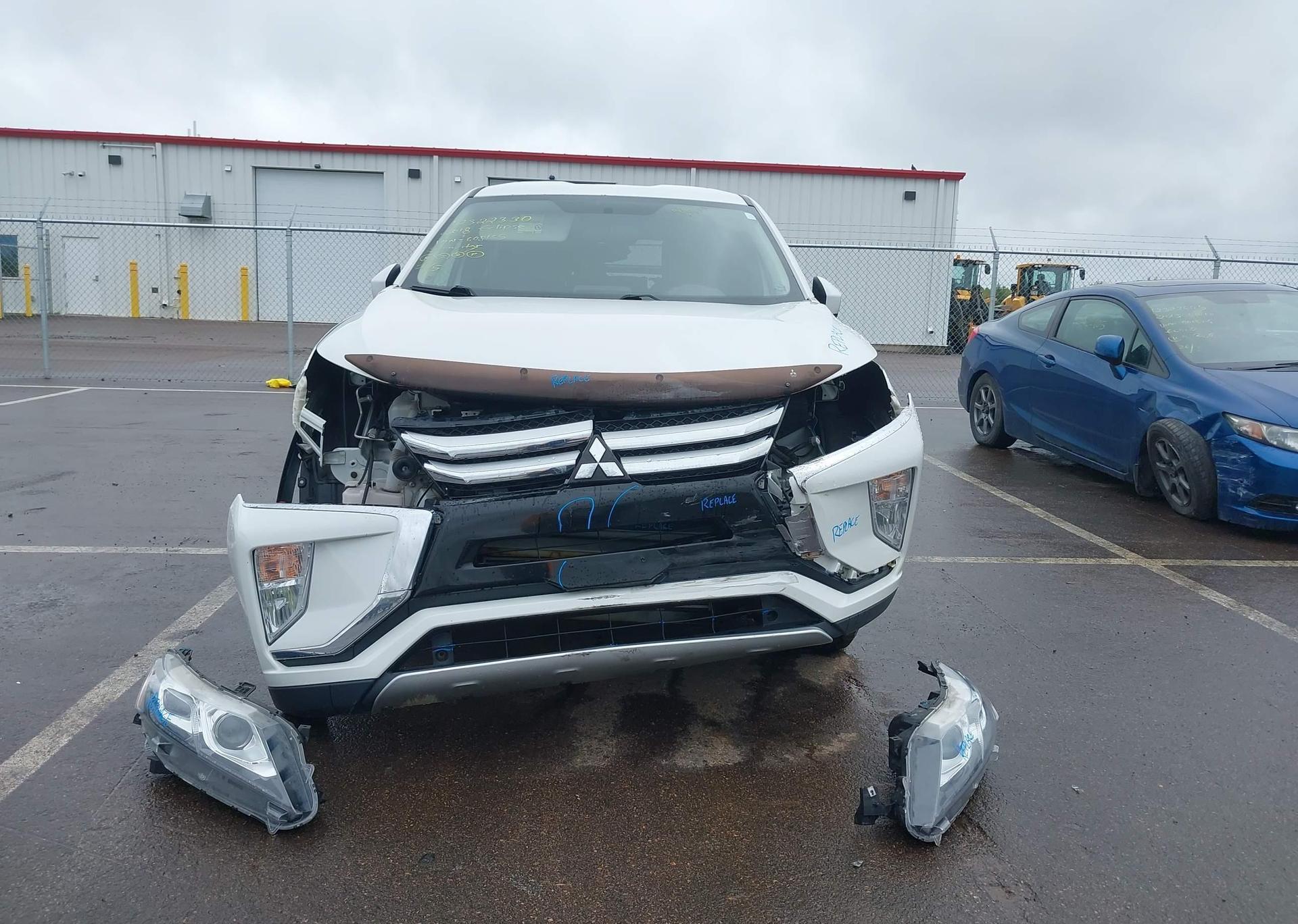 2018 MITSUBISHI ECLIPSE CROSS LE