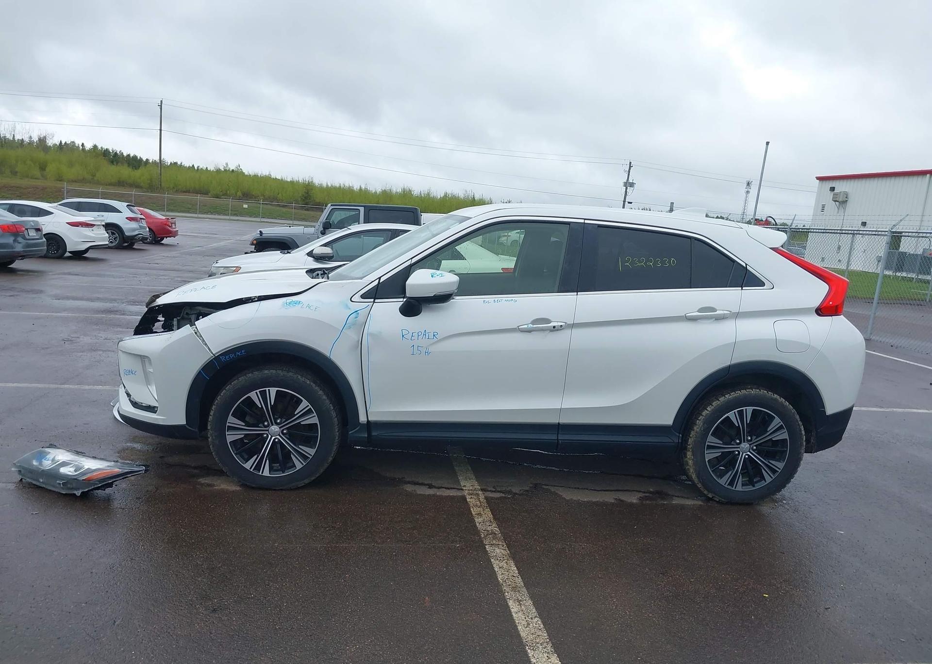 2018 MITSUBISHI ECLIPSE CROSS LE