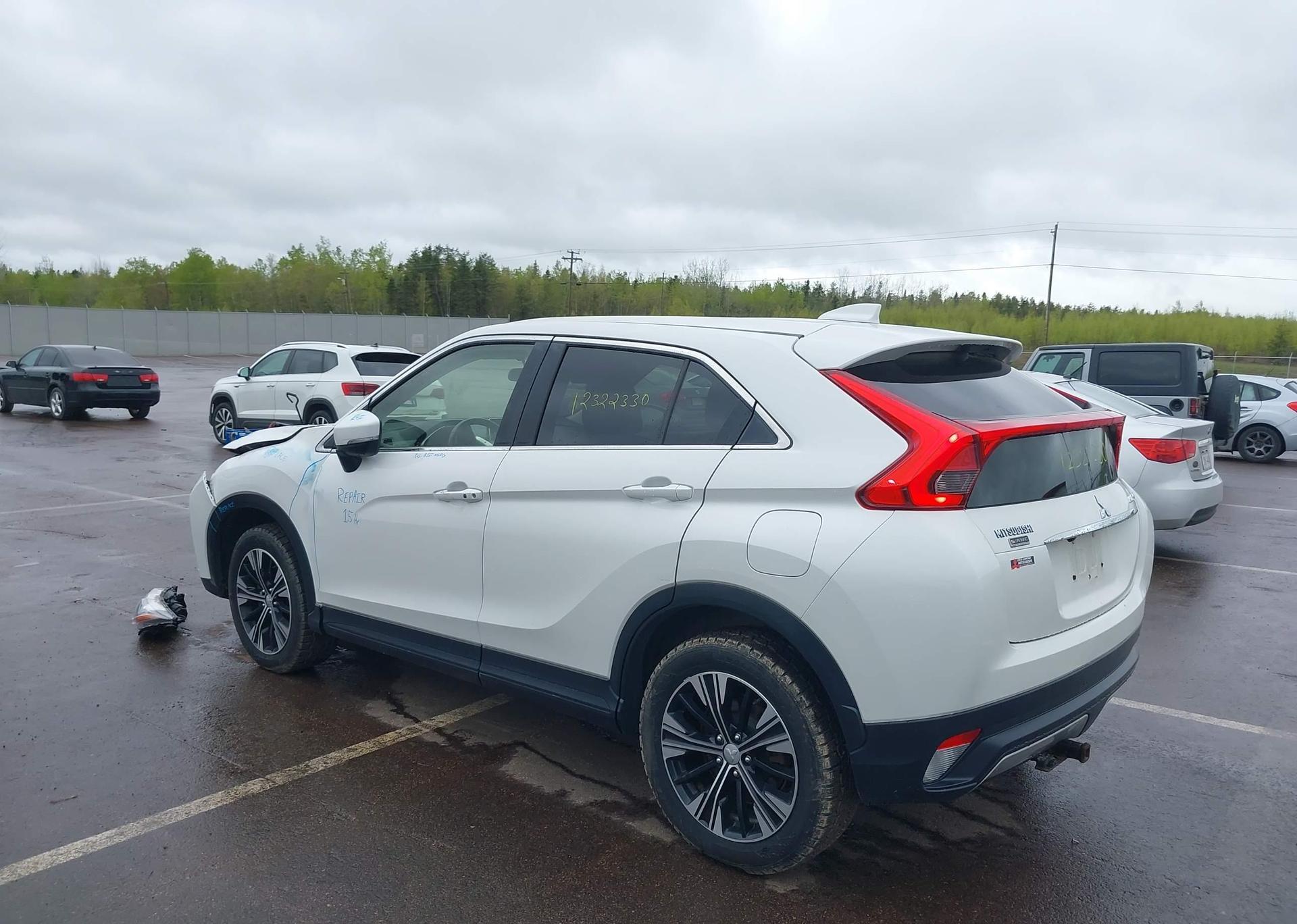 2018 MITSUBISHI ECLIPSE CROSS LE