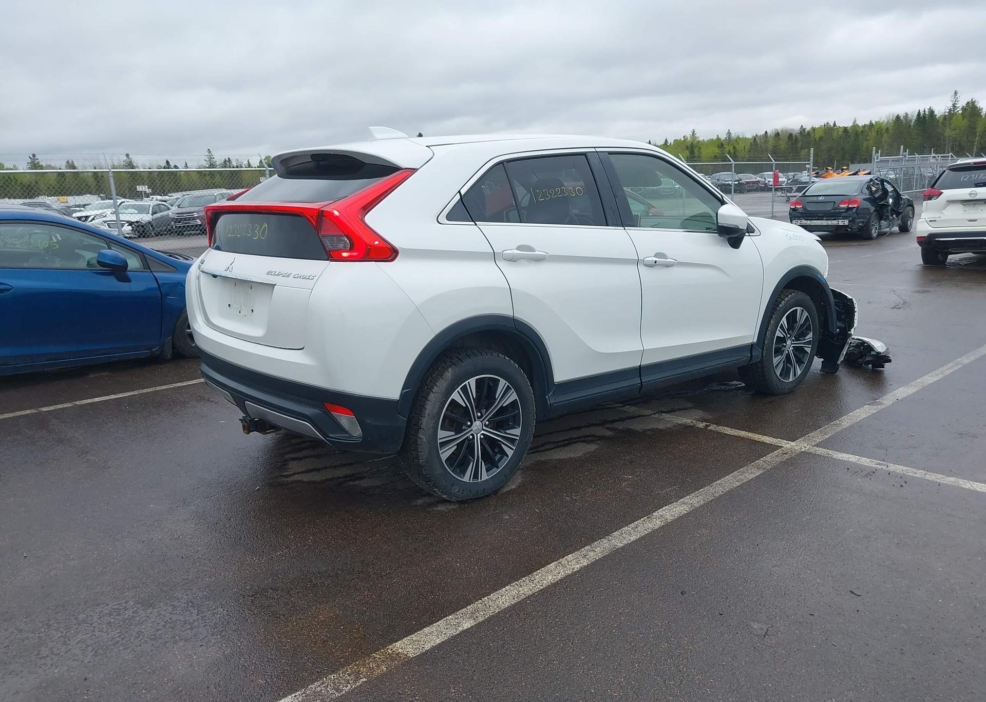 2018 MITSUBISHI ECLIPSE CROSS LE