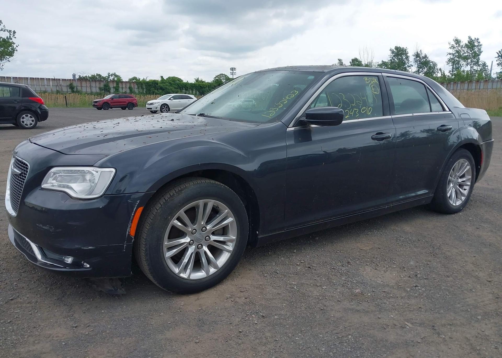 2016 CHRYSLER 300 LIMITED