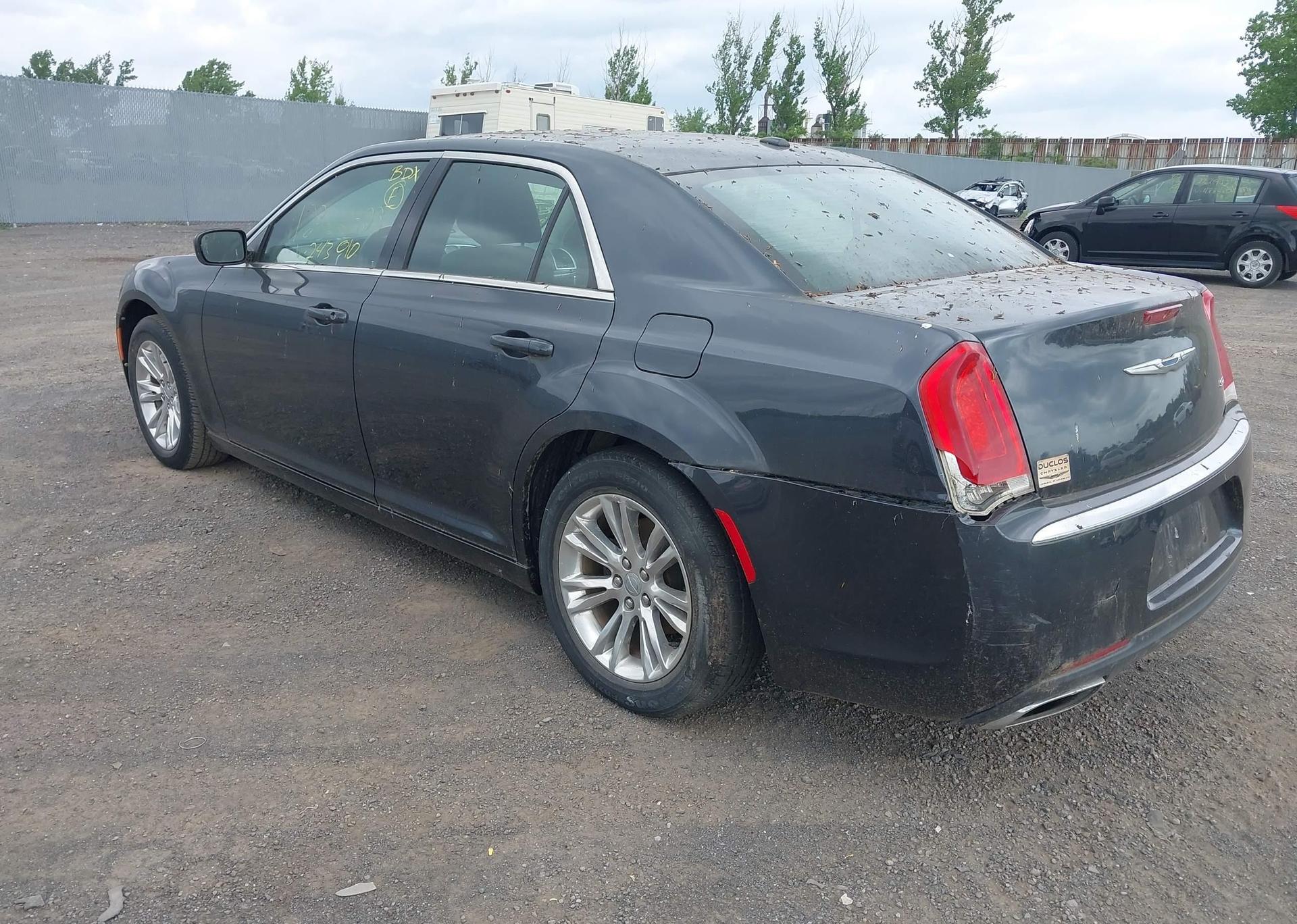 2016 CHRYSLER 300 LIMITED