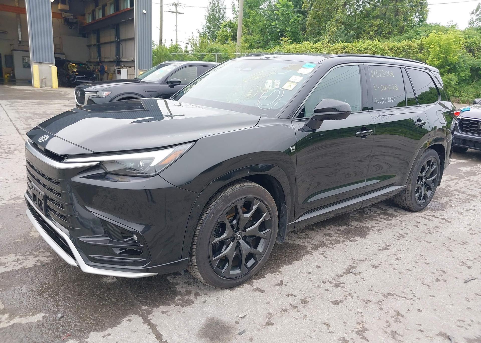 2024 LEXUS TX 500H