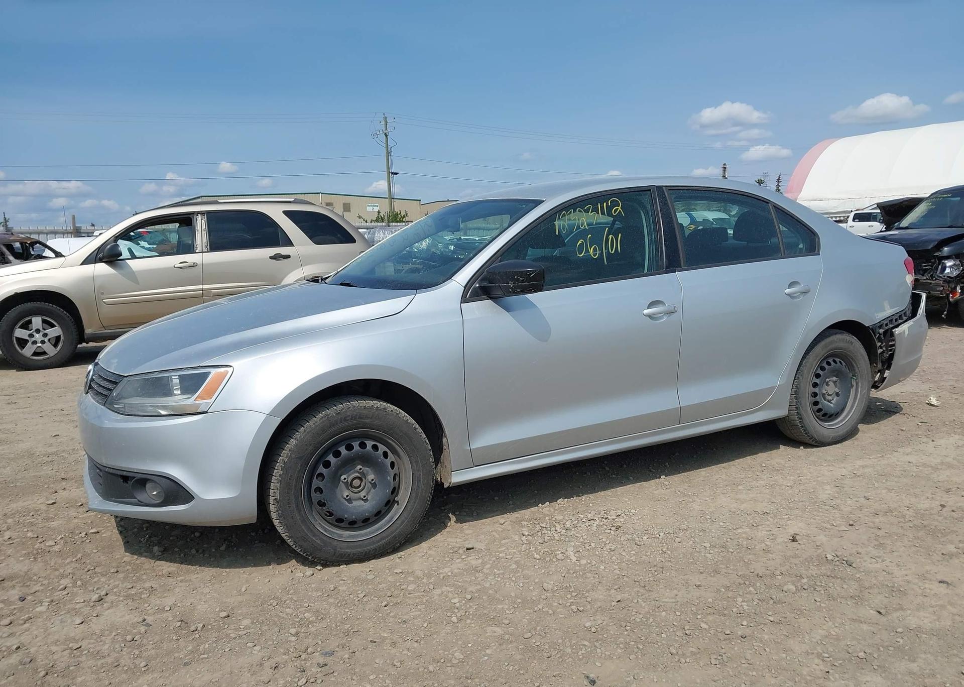 2013 VOLKSWAGEN JETTA S