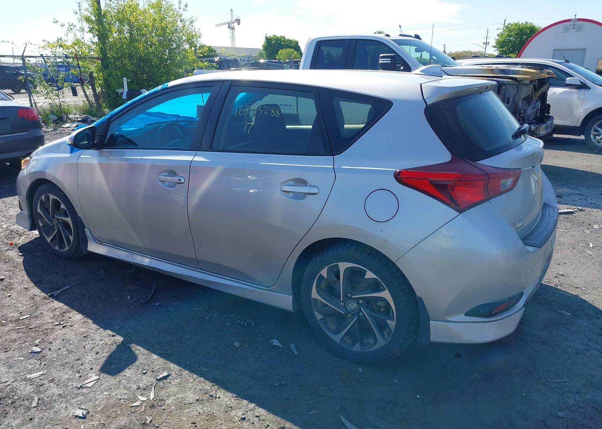 2017 TOYOTA COROLLA