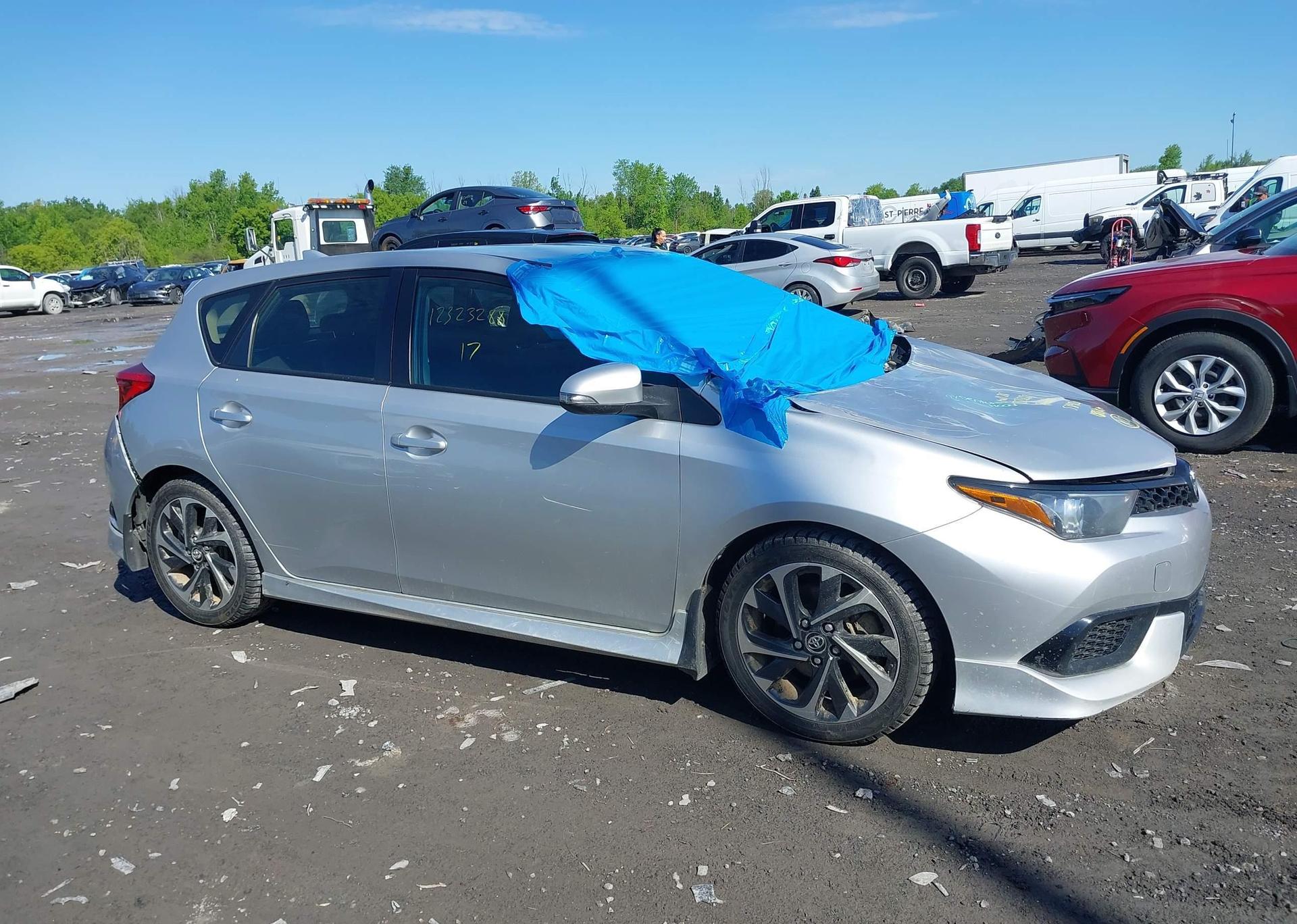 2017 TOYOTA COROLLA