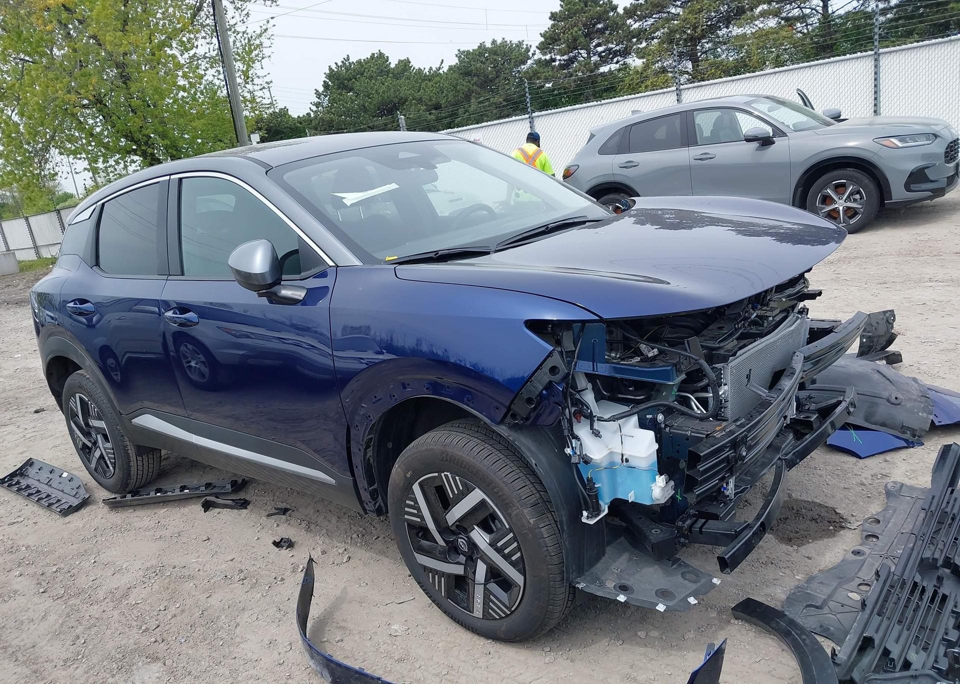 2025 NISSAN KICKS SV