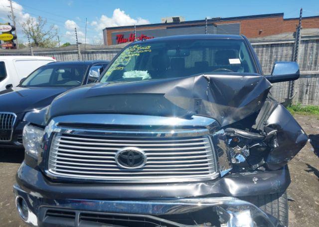 2012 TOYOTA TUNDRA CREWMAX LIMITED
