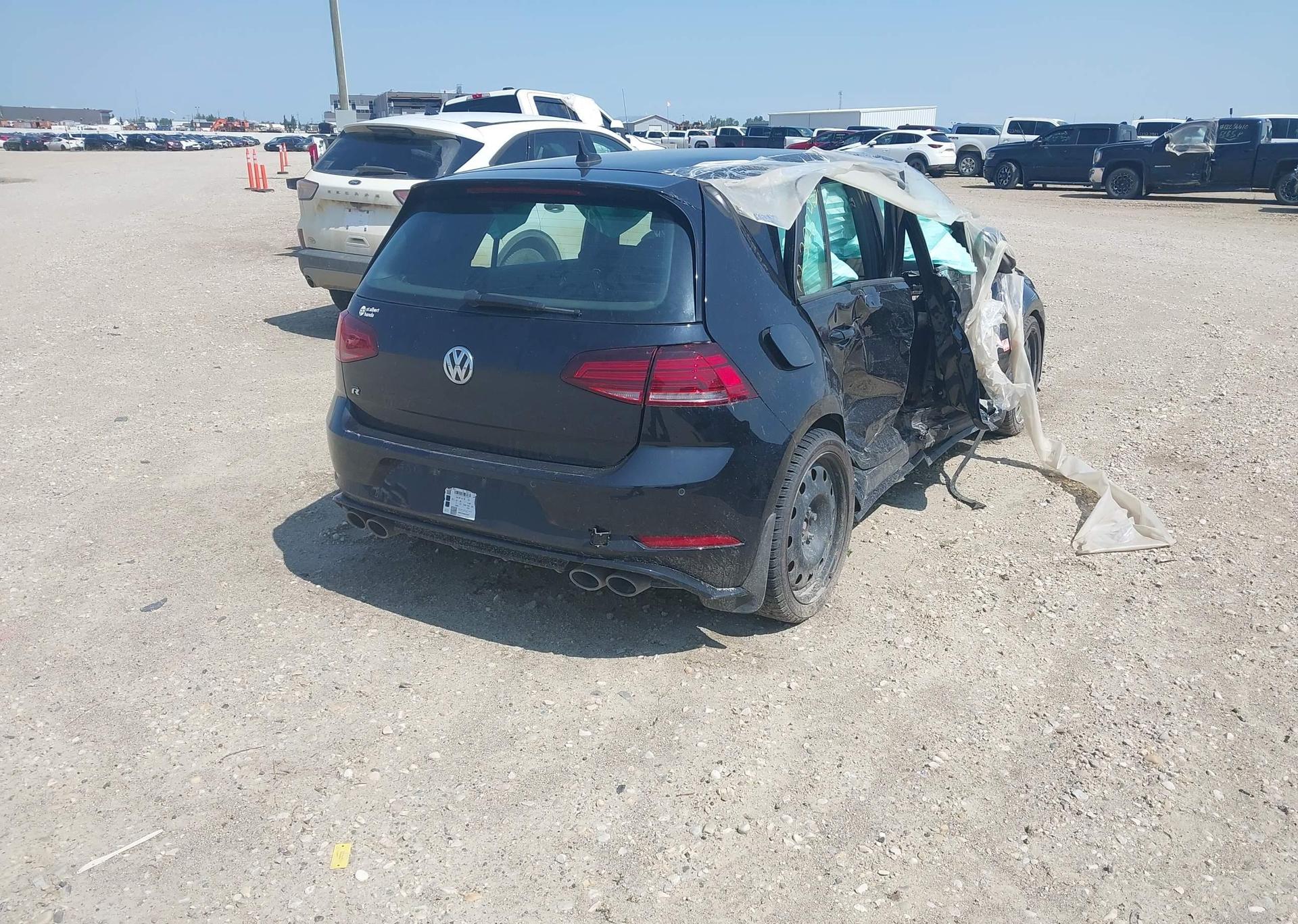 2019 VOLKSWAGEN GOLF R