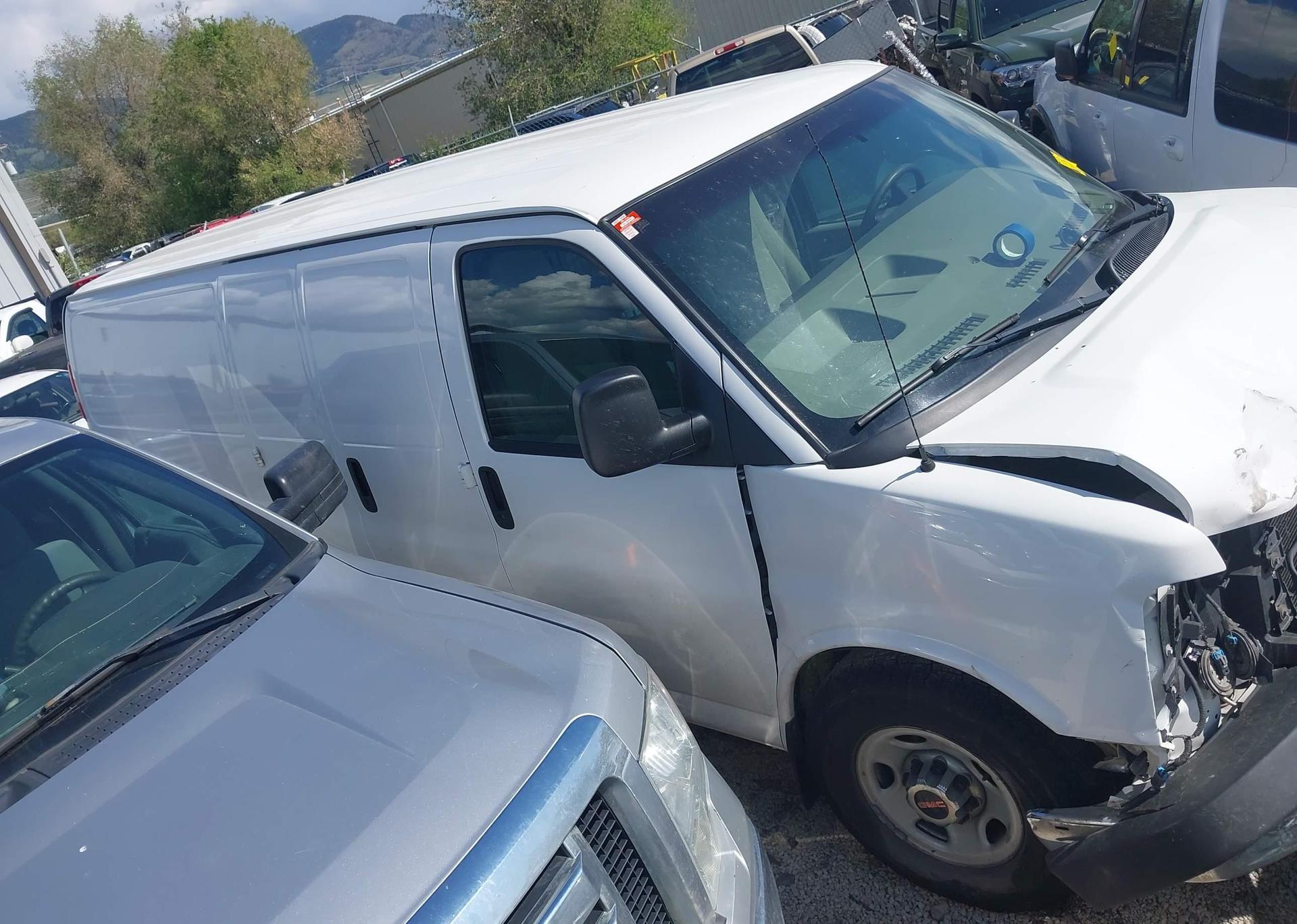 2014 GMC SAVANA G3500