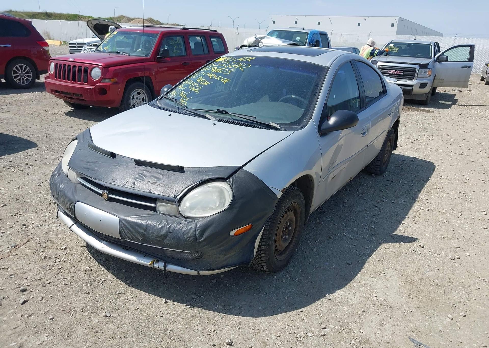2000 CHRYSLER NEON LE
