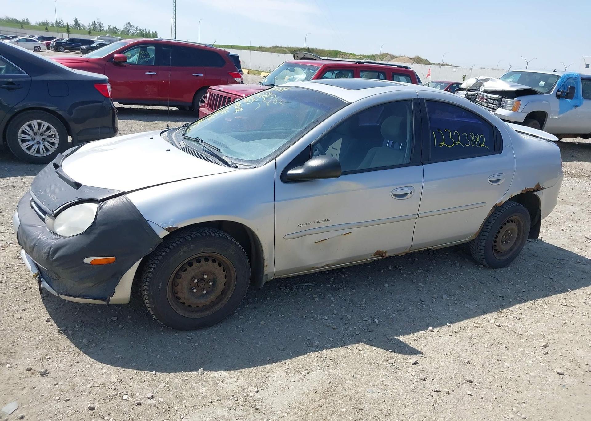 2000 CHRYSLER NEON LE