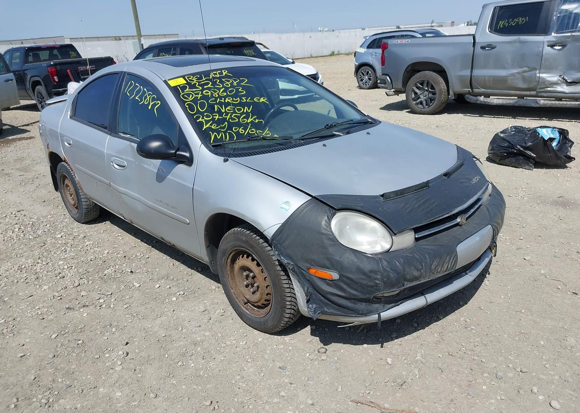 2000 CHRYSLER NEON LE