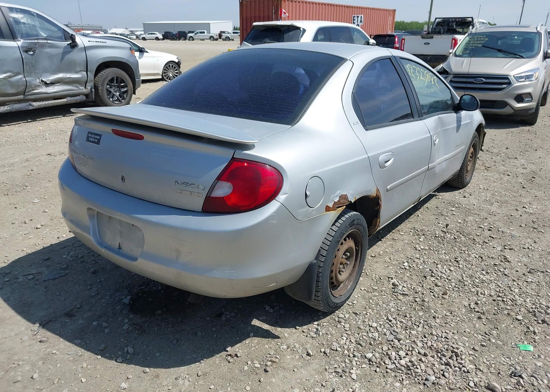 2000 CHRYSLER NEON LE