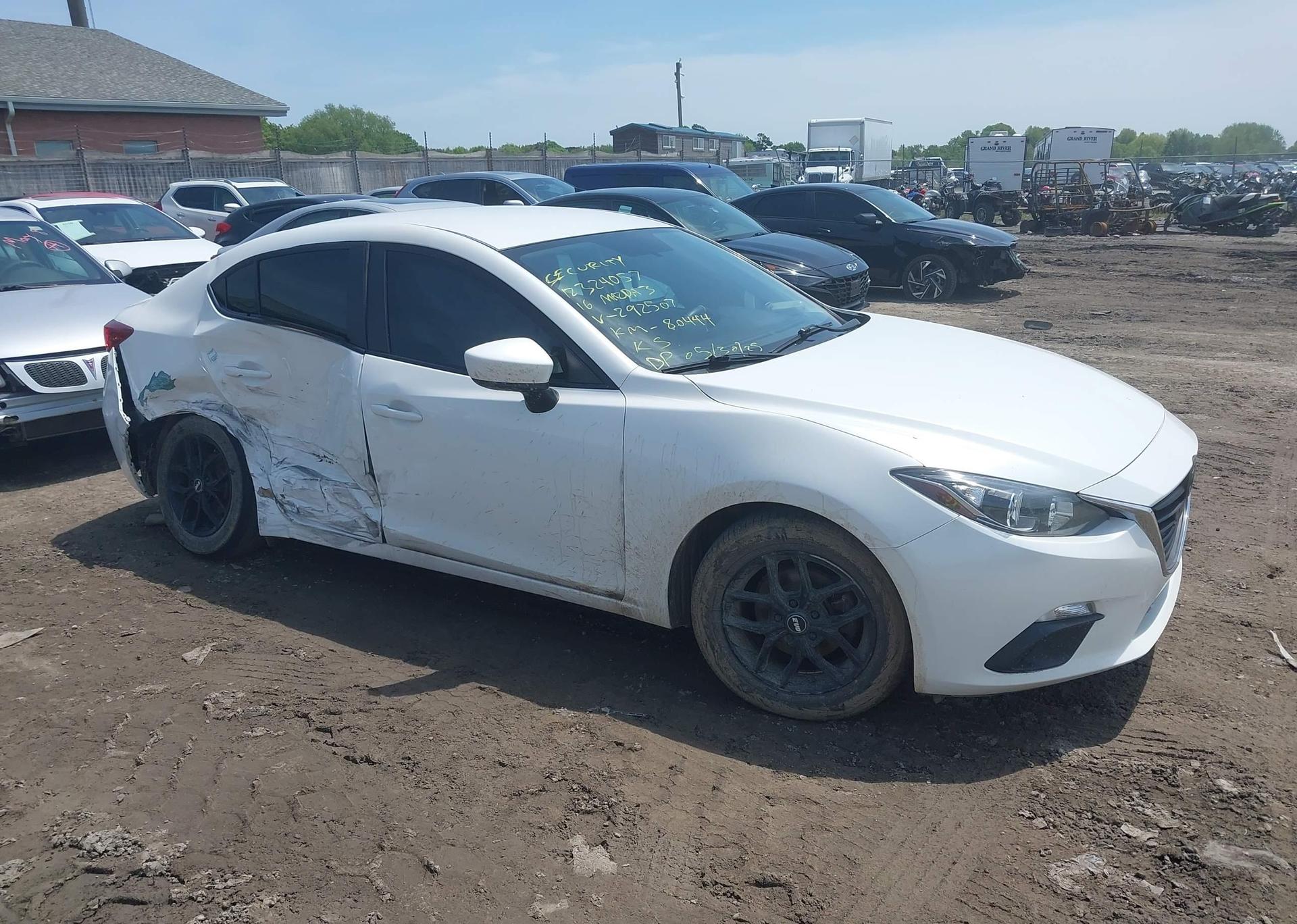 2016 MAZDA 3 Sport