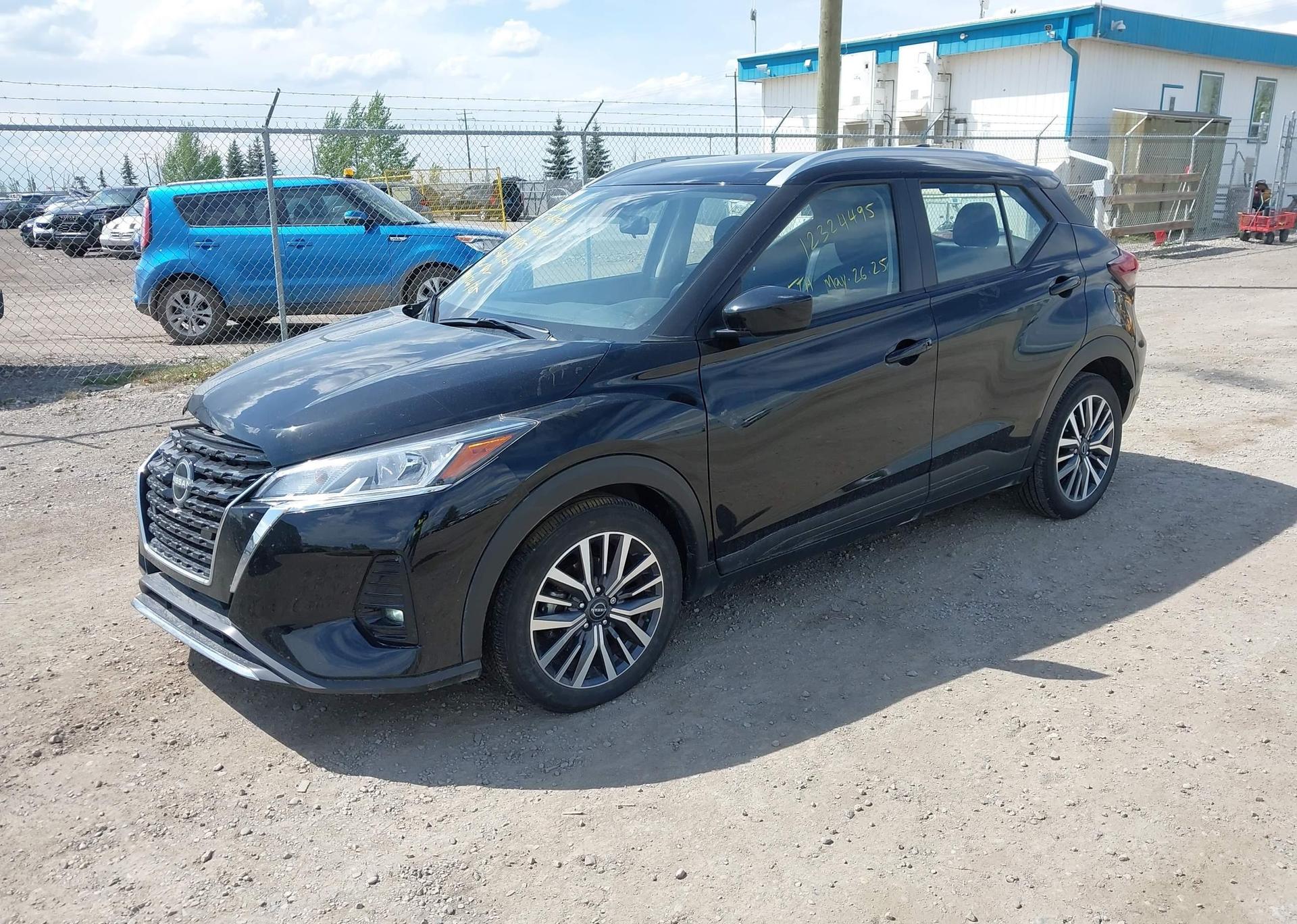 2022 NISSAN KICKS SV