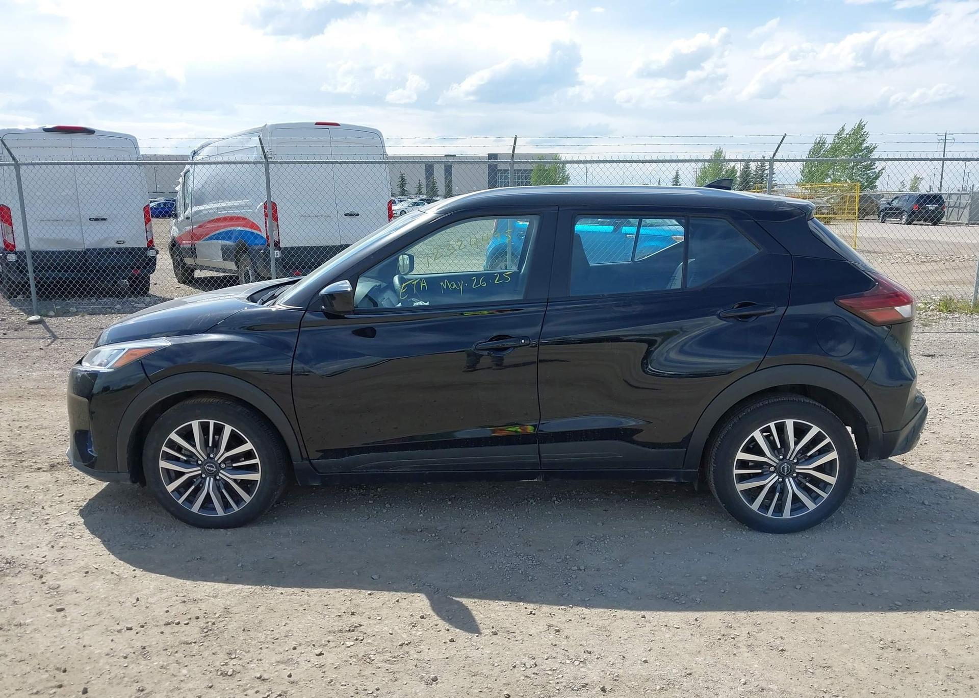 2022 NISSAN KICKS SV