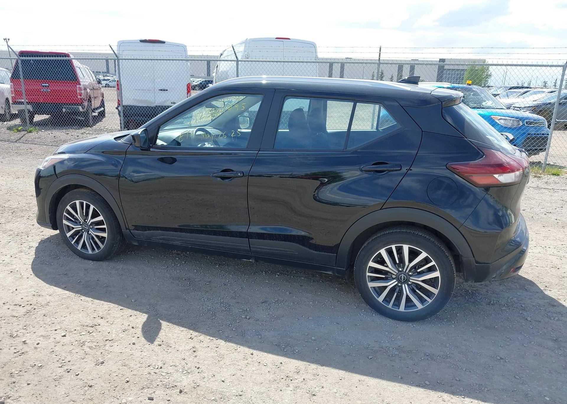 2022 NISSAN KICKS SV