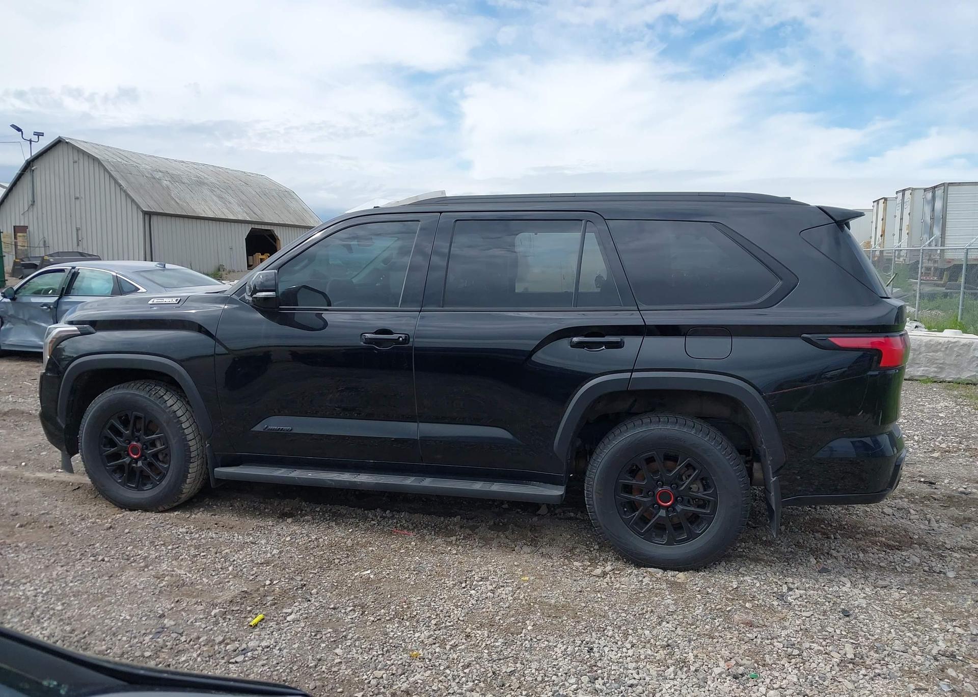 2024 TOYOTA SEQUOIA SR5