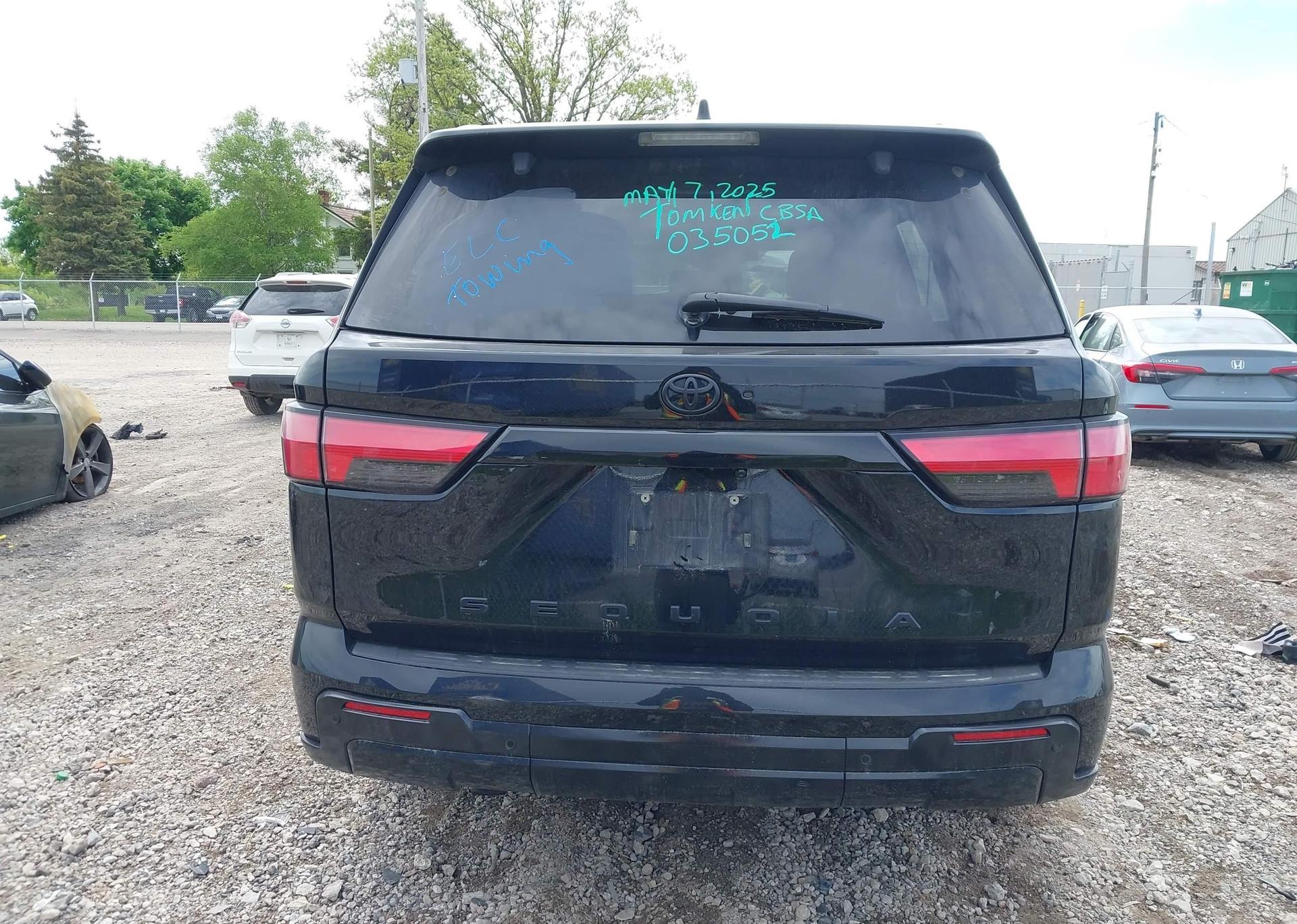 2024 TOYOTA SEQUOIA SR5