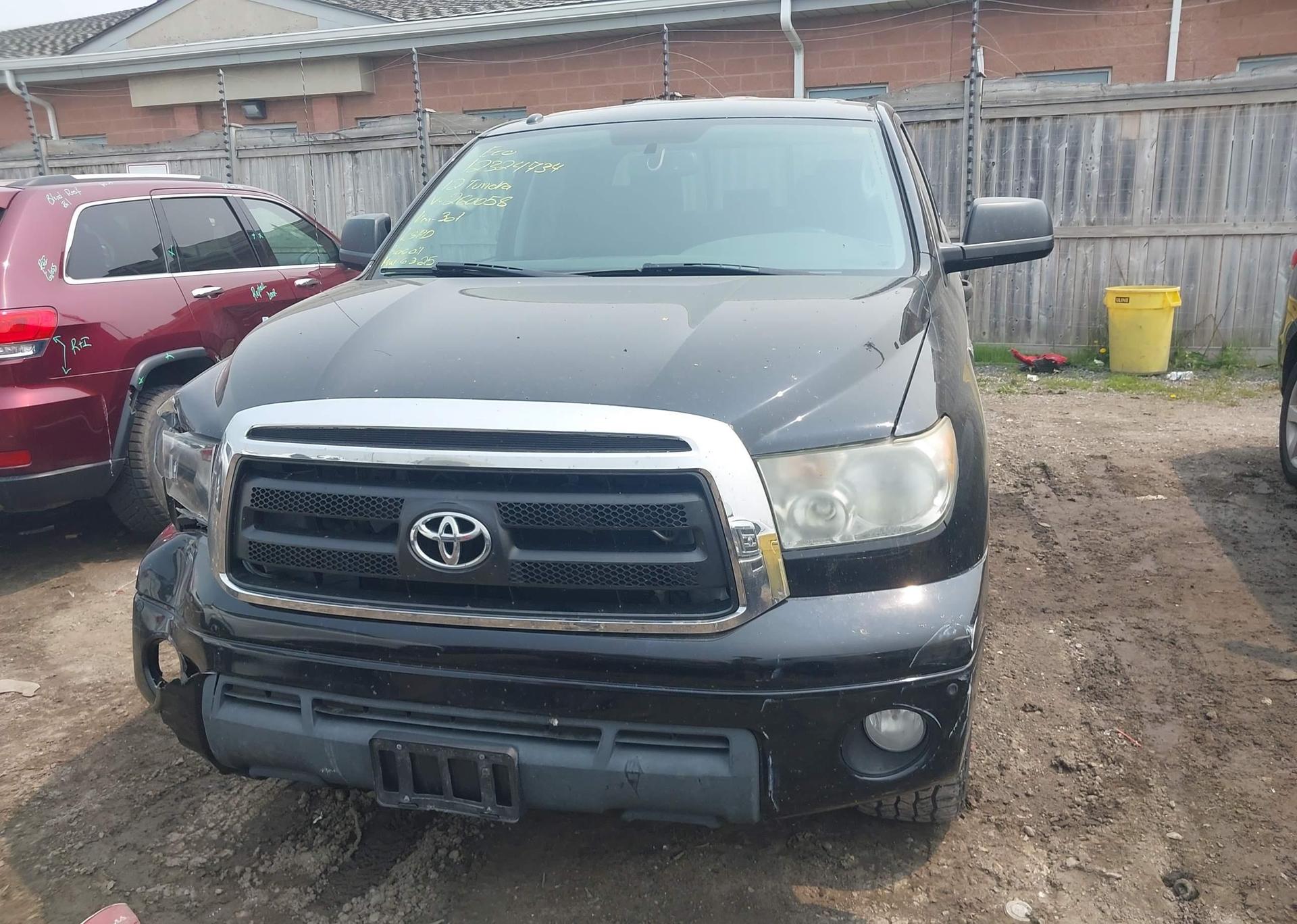 2012 TOYOTA TUNDRA SR5 5.7L V8