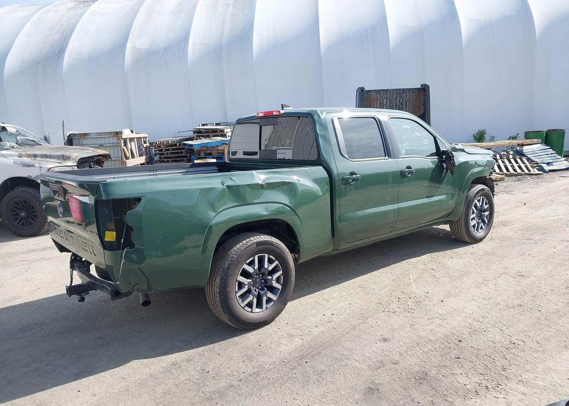 2024 NISSAN FRONTIER