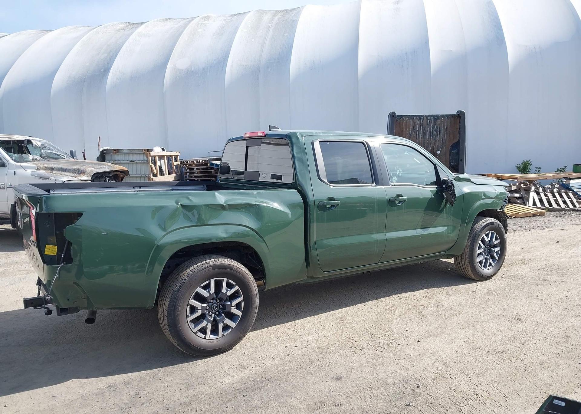 2024 NISSAN FRONTIER