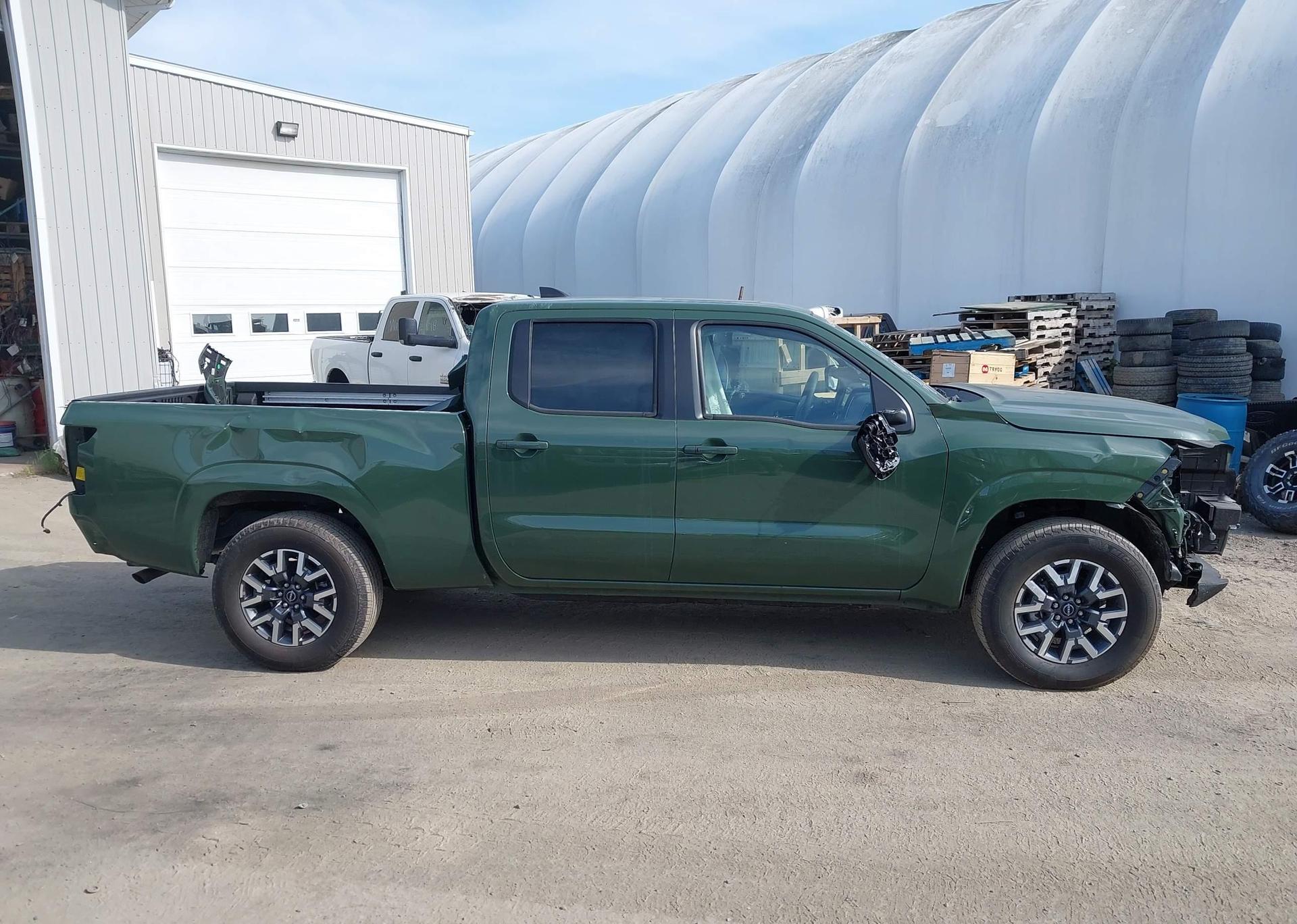 2024 NISSAN FRONTIER