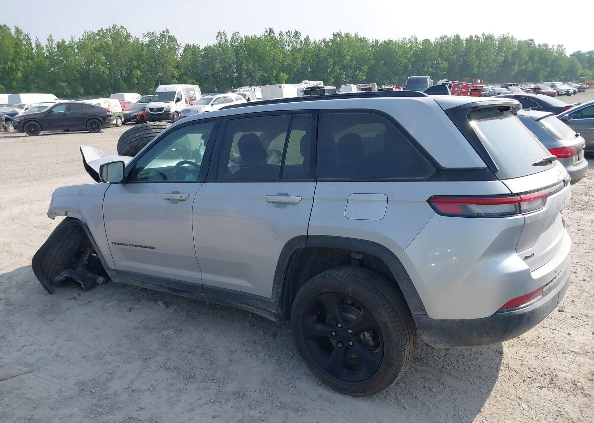 2023 JEEP GRAND CHEROKEE