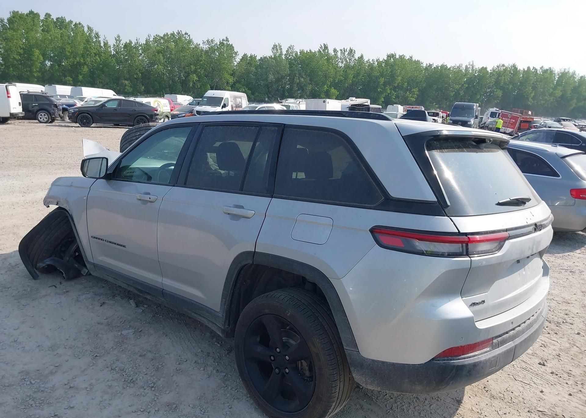 2023 JEEP GRAND CHEROKEE