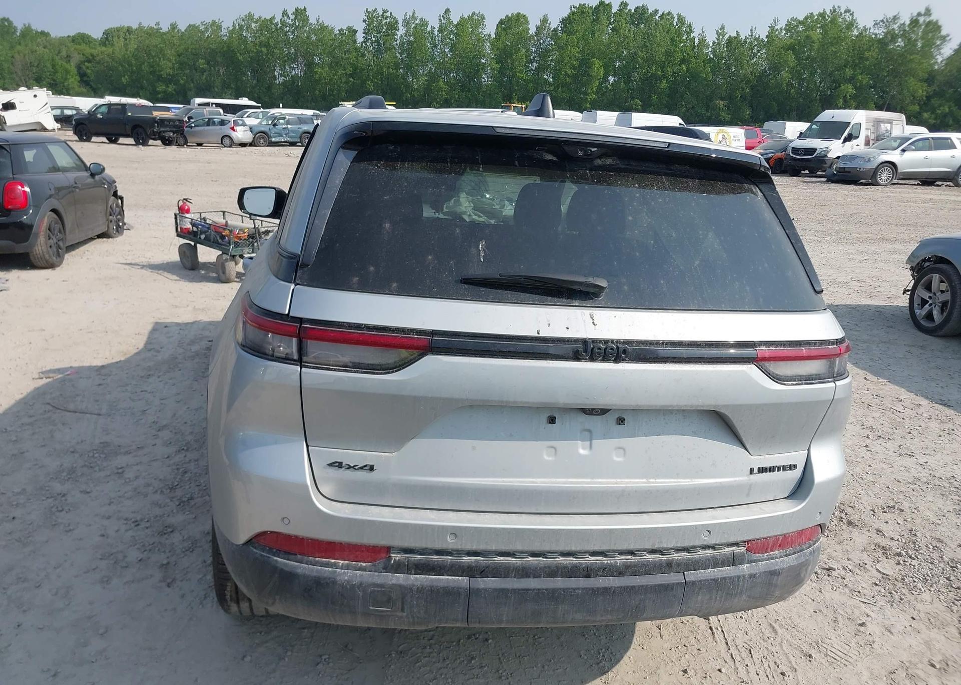 2023 JEEP GRAND CHEROKEE