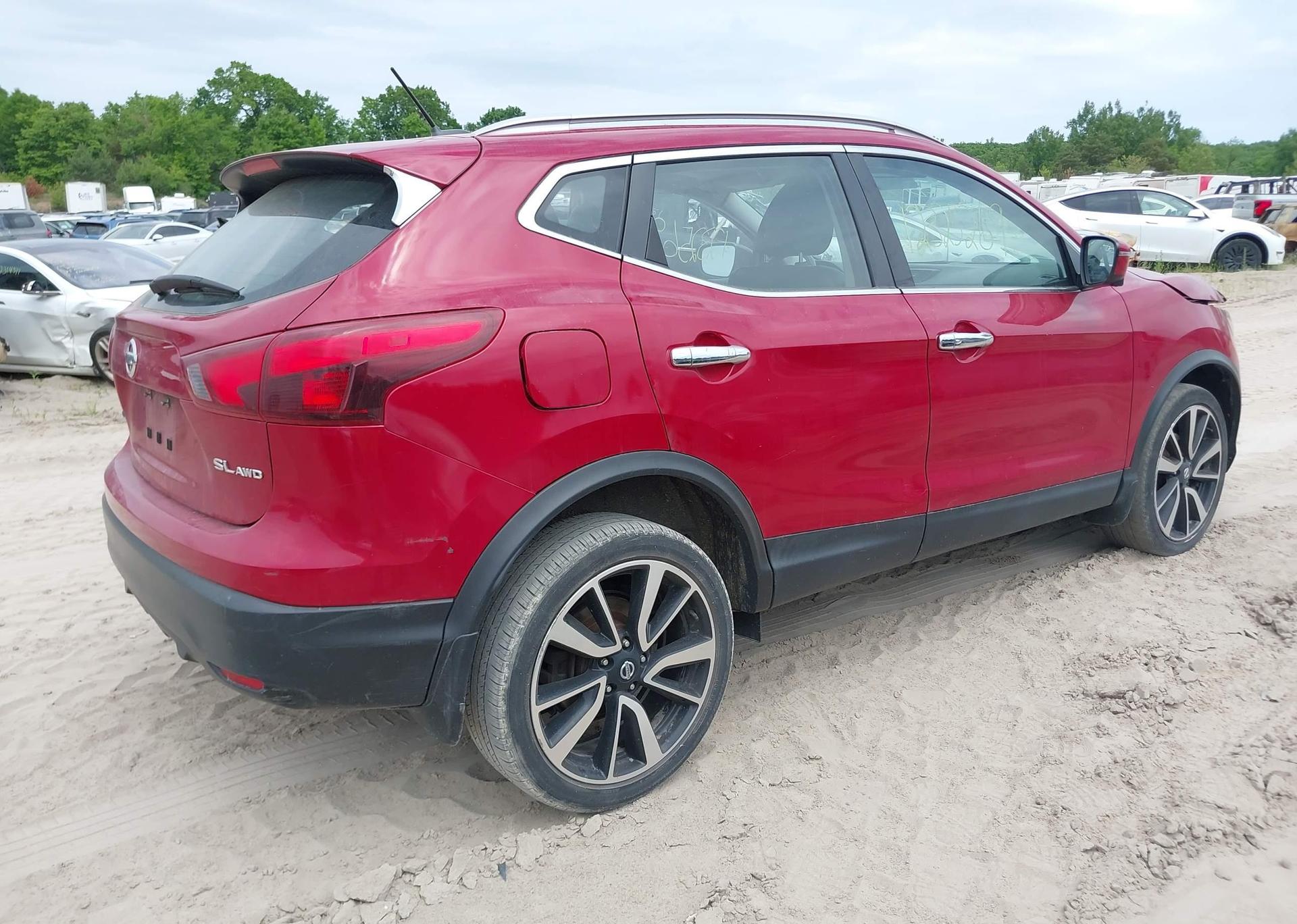 2018 NISSAN QASHQAI