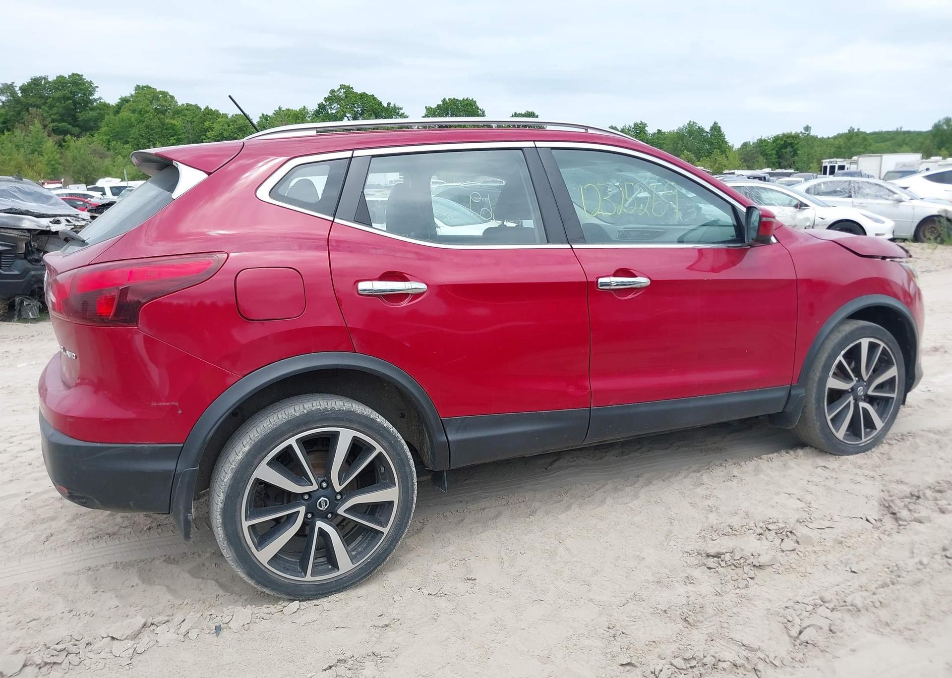 2018 NISSAN QASHQAI