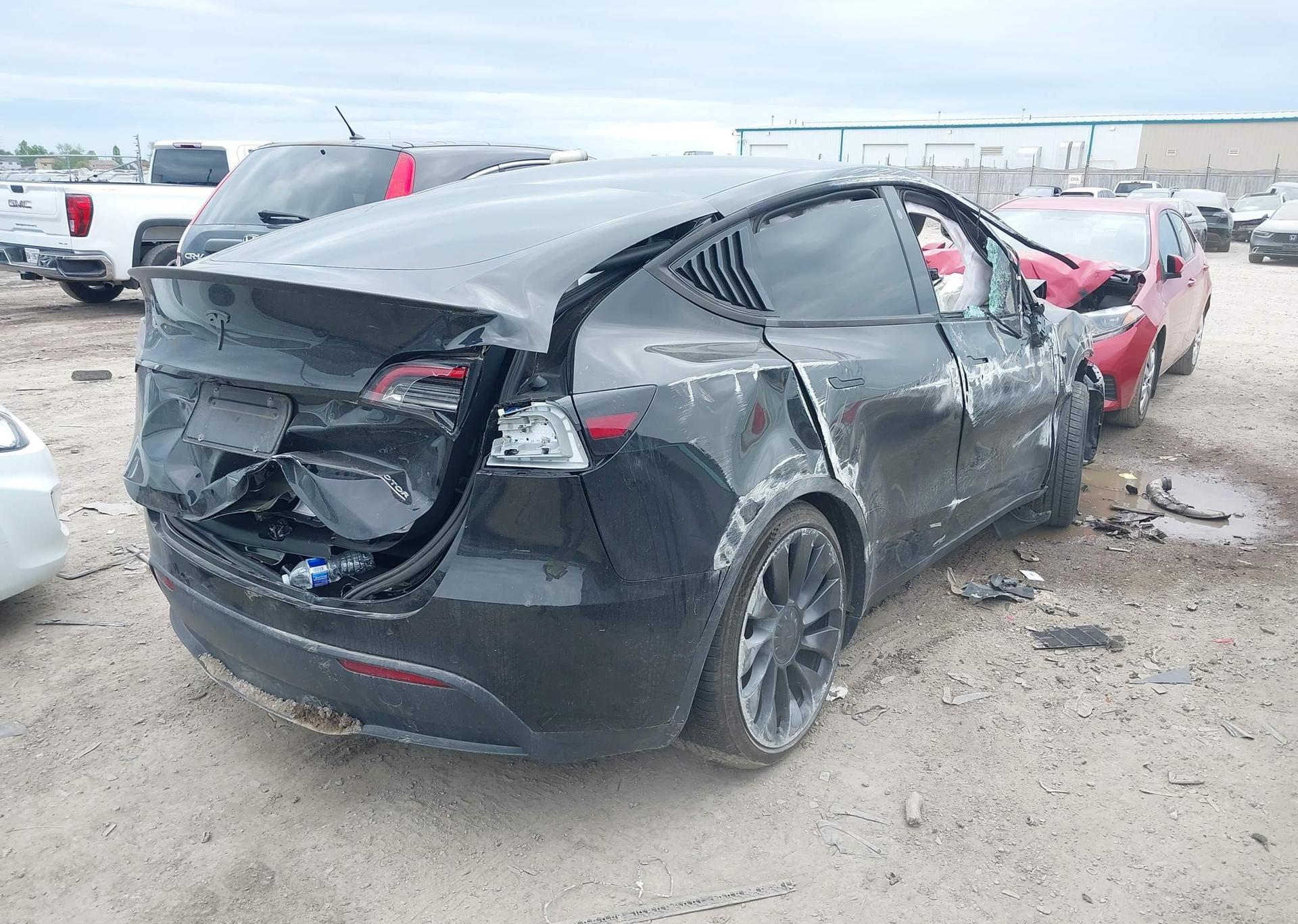 2022 TESLA MODEL Y PERFORMANCE